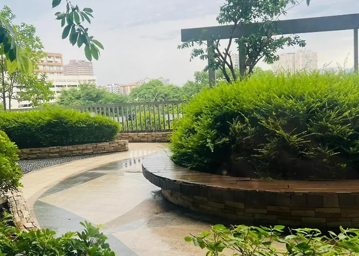 Aparthotel Astra Heights Staycation