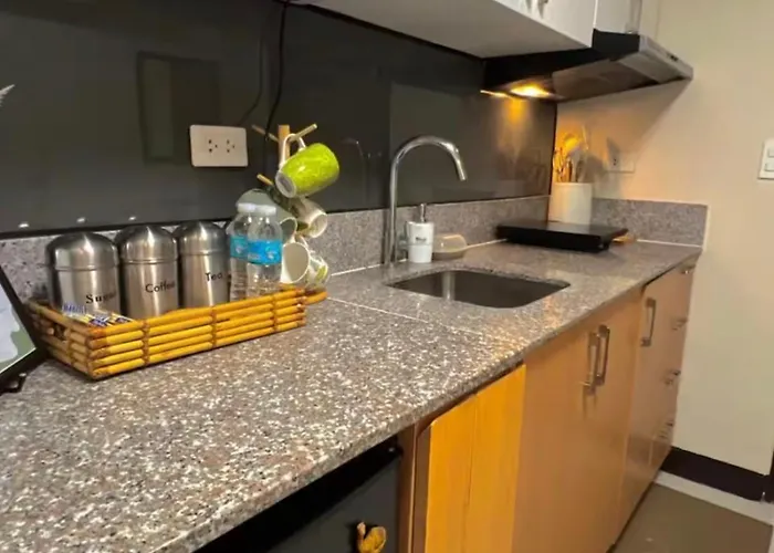 Astra Heights Staycation Aparthotel 4*
