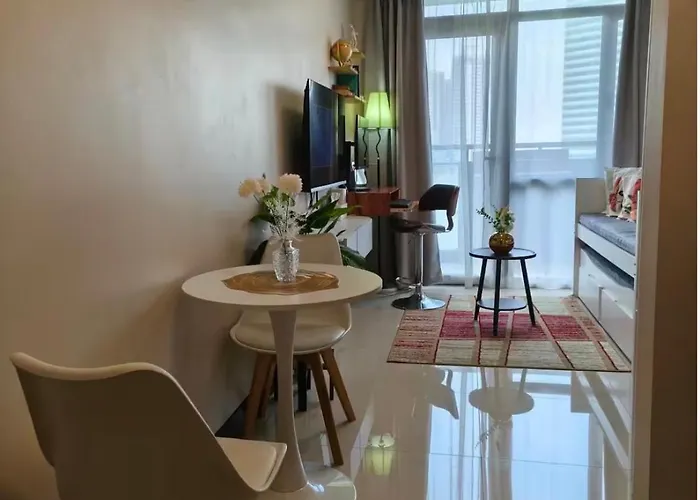 Aparthotel Astra Heights Staycation 4*