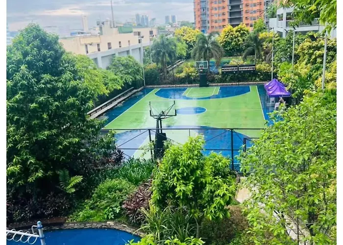 Astra Heights Staycation 4* Manila