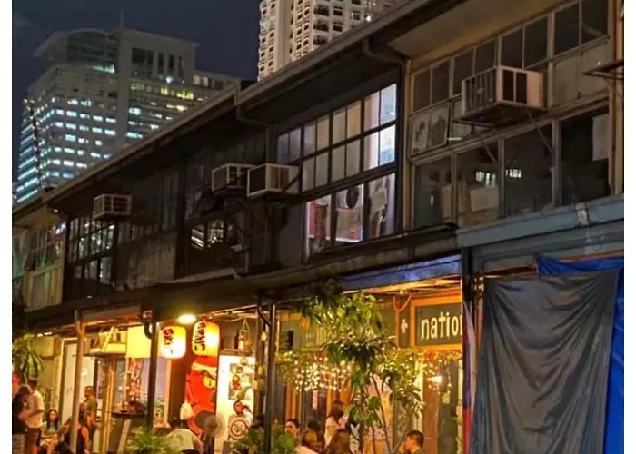 Astra Heights Staycation Aparthotel